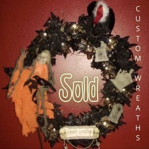 SPOOKY CUSTOM HALLOWEEN WREATH WITH GRIM REAPER